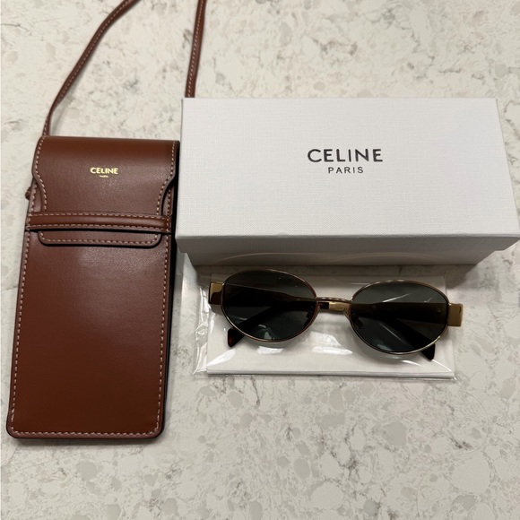 Celine Accessories - NEW Celine Women's Triomphe Metal CL40235U Sunglasses Shiny Endura Gold / Green